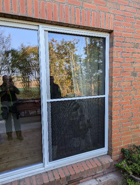 Referenz | RST-RÜGEN | Drehtür